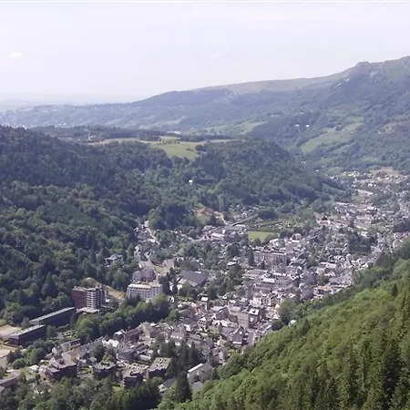 Bel F4 Au 2eme Etage Sans Ascenseur, Centre Mont-dore, 3 Chambres, Bien Equipe, Capacite 6 Pers - Fr-1-415-24