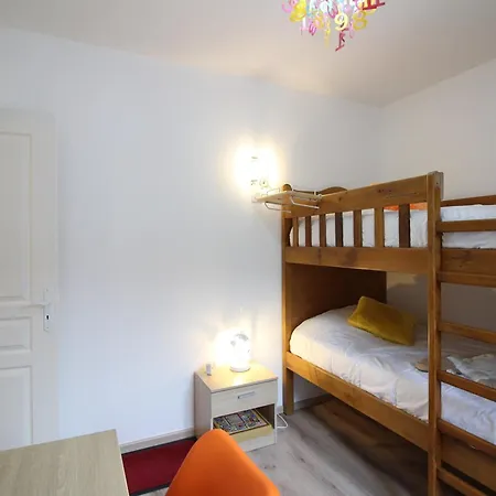 Apartment Bel F4 Au 2eme Etage Sans Ascenseur, Centre Mont-dore, 3 Chambres, Bien Equipe, Capacite 6 Pers - Fr-1-415-24 Le Mont-Dore